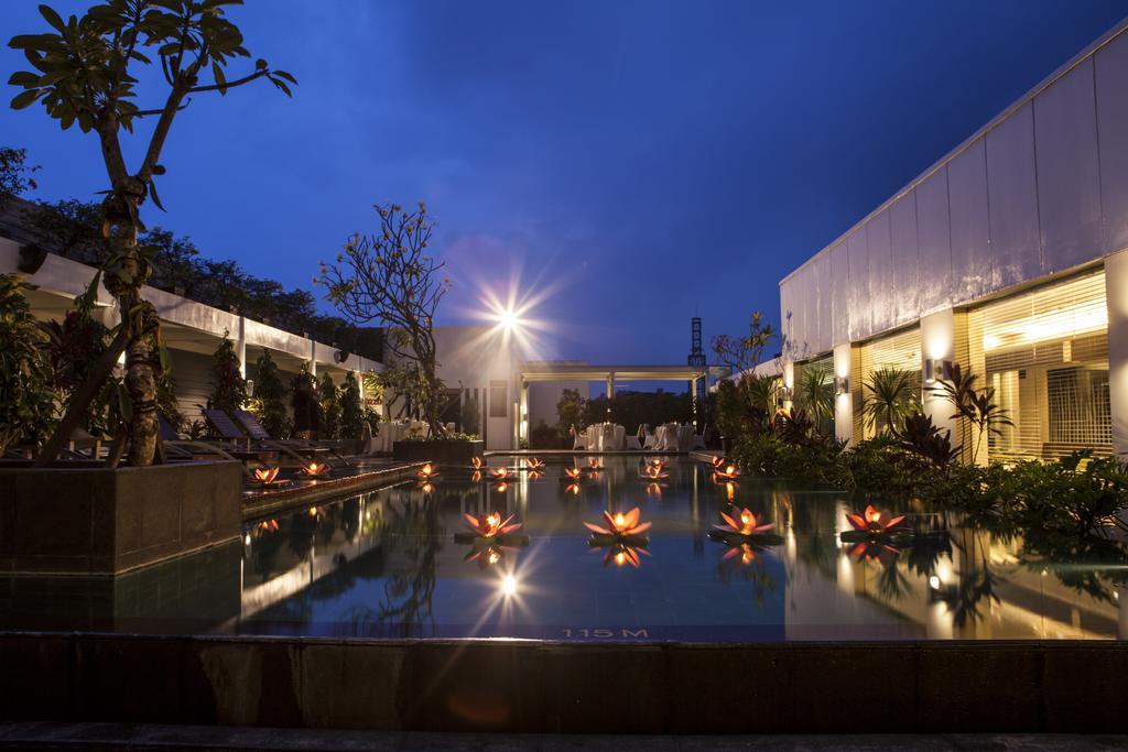 Hotel Santika Bogor Extérieur photo